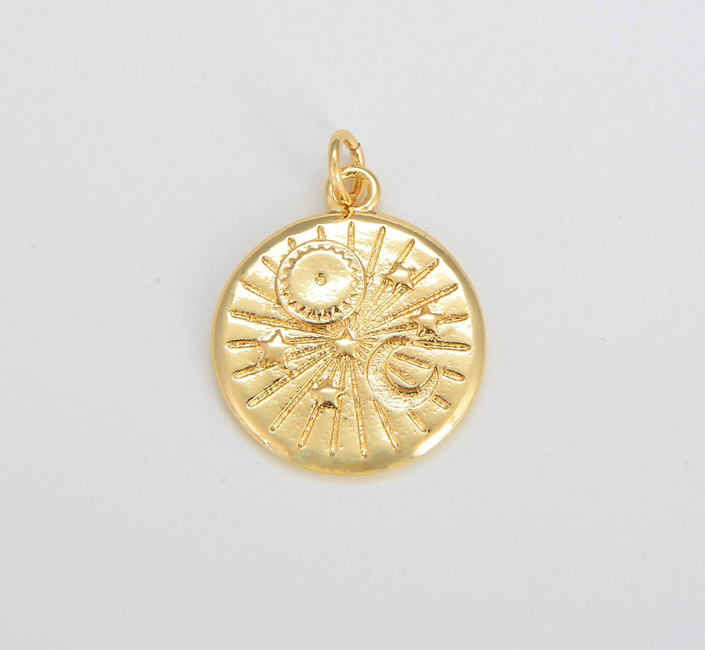 Medaljon z motivom sonca, lune in zvezd • 18k Gold Filled