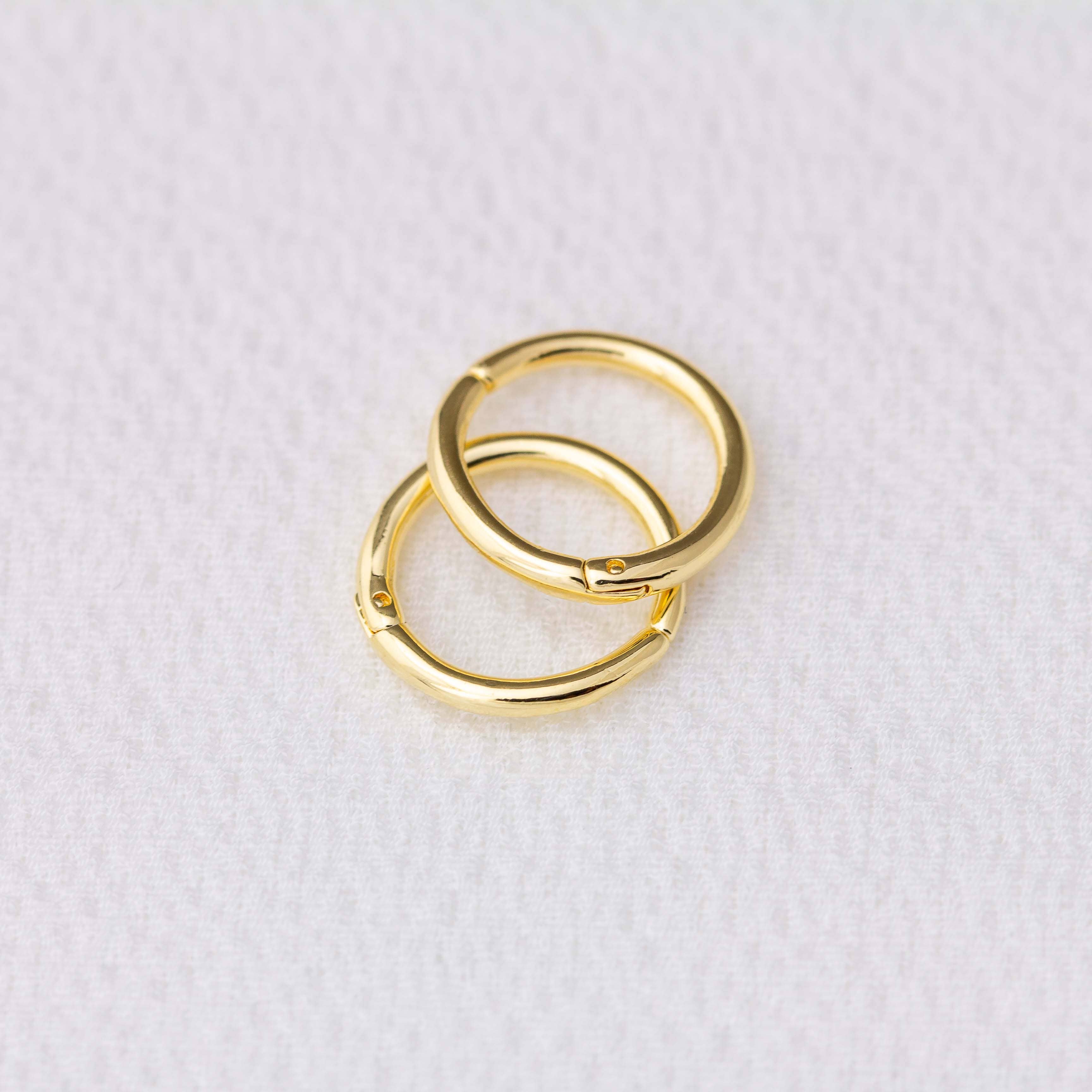 Mini brezšivni clicker obročasti uhani • 18k Gold Filled