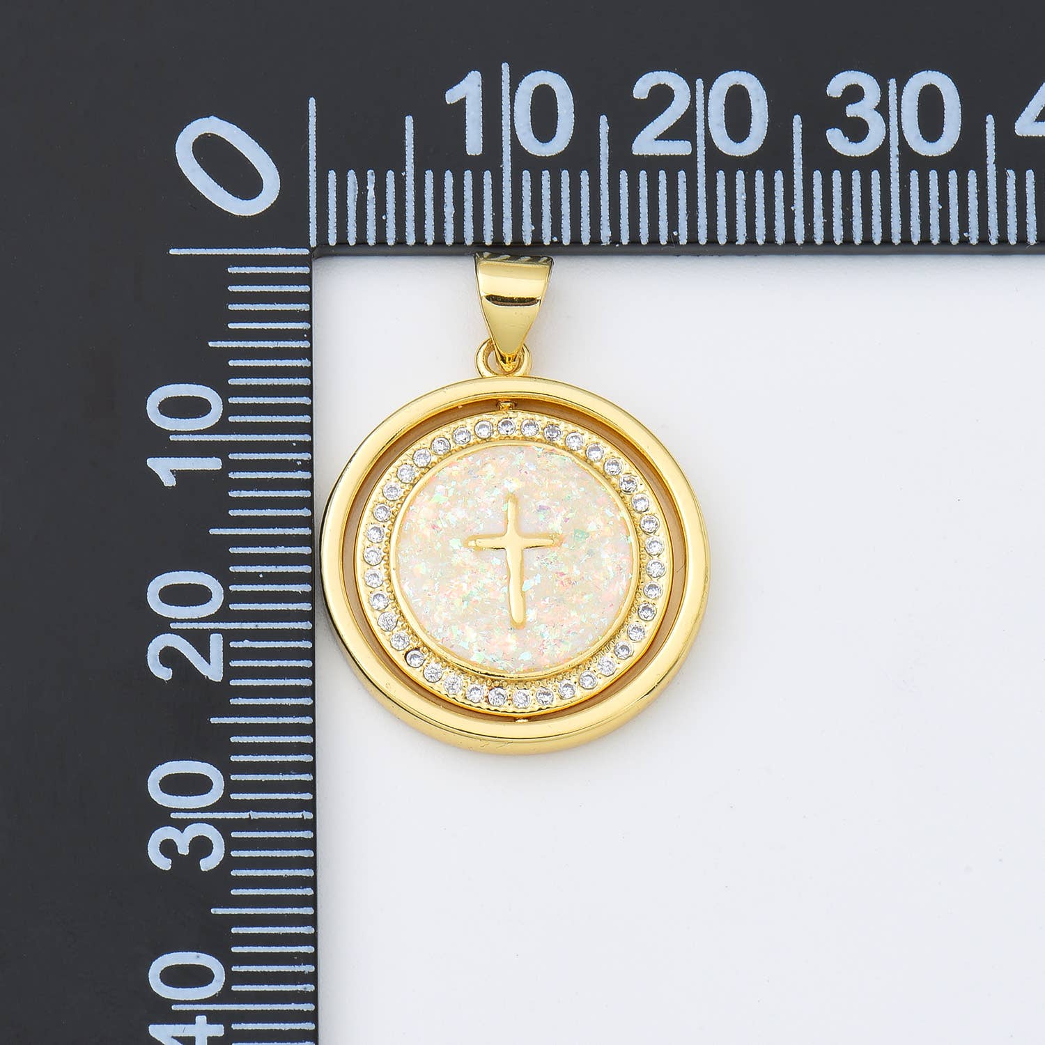 Vrtljiv obesek s križem • 18k Gold Filled