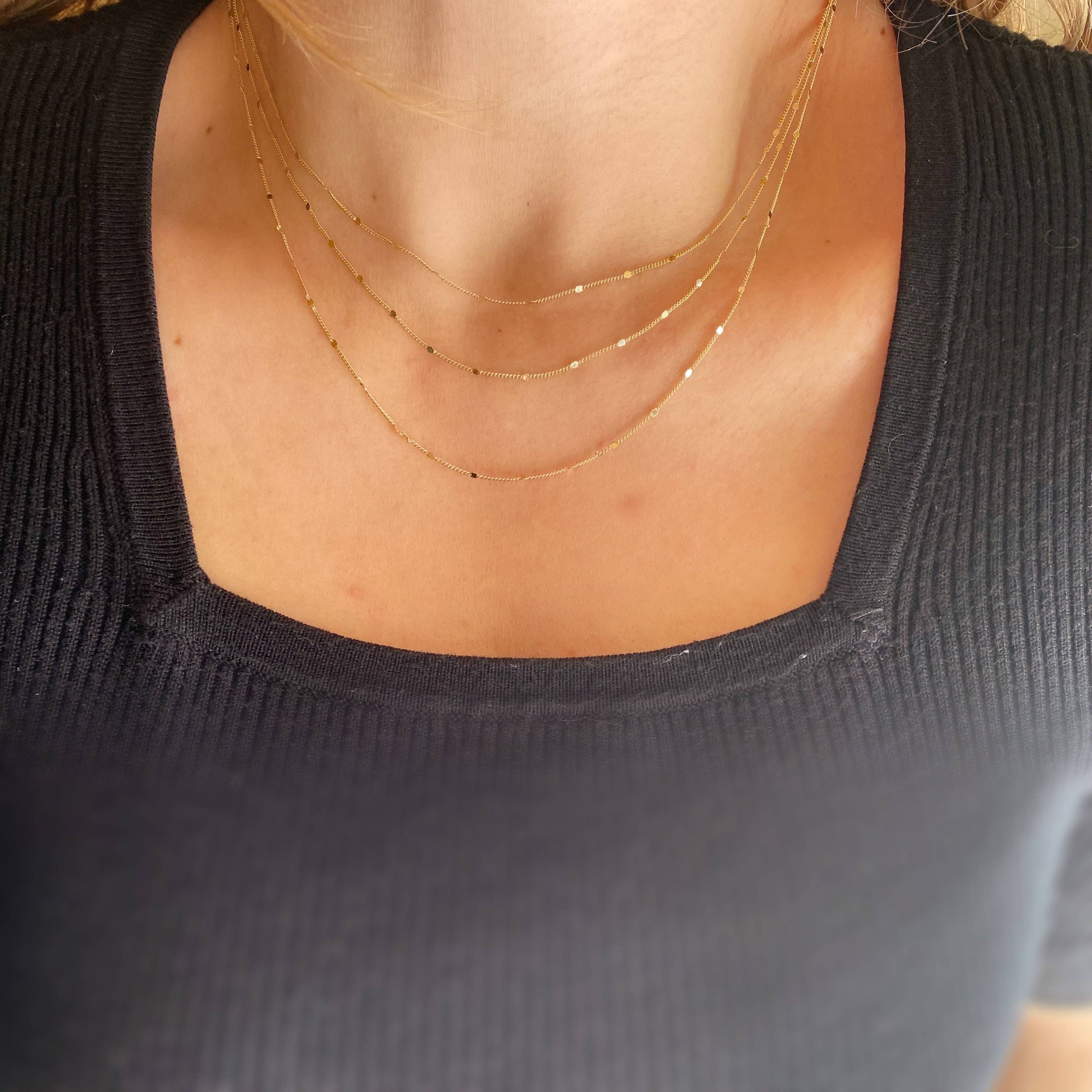 Curb verižica z vtisnjenimi detajli (1 mm, 45 cm) • 18k Gold Filled
