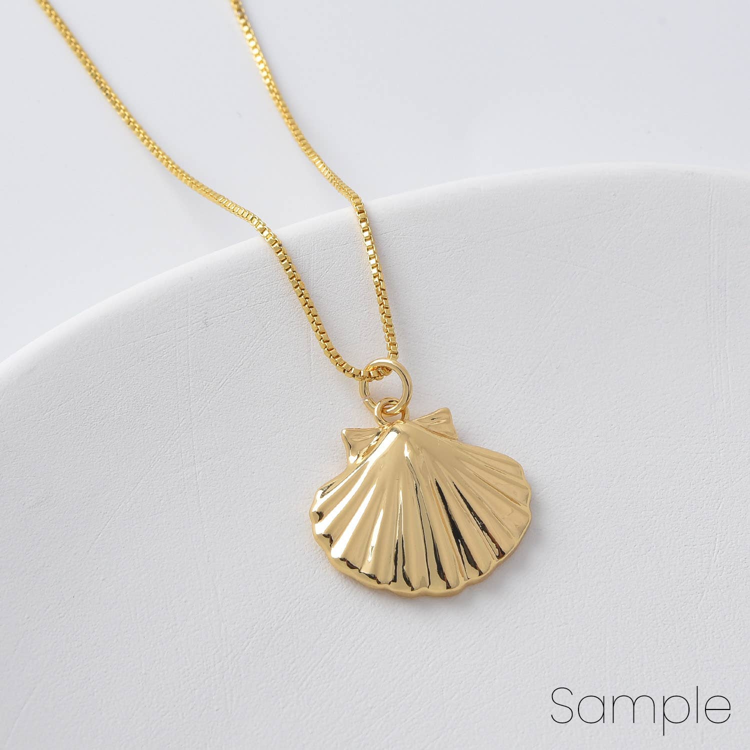 Morski obesek 'školjka' • 18k Gold Filled
