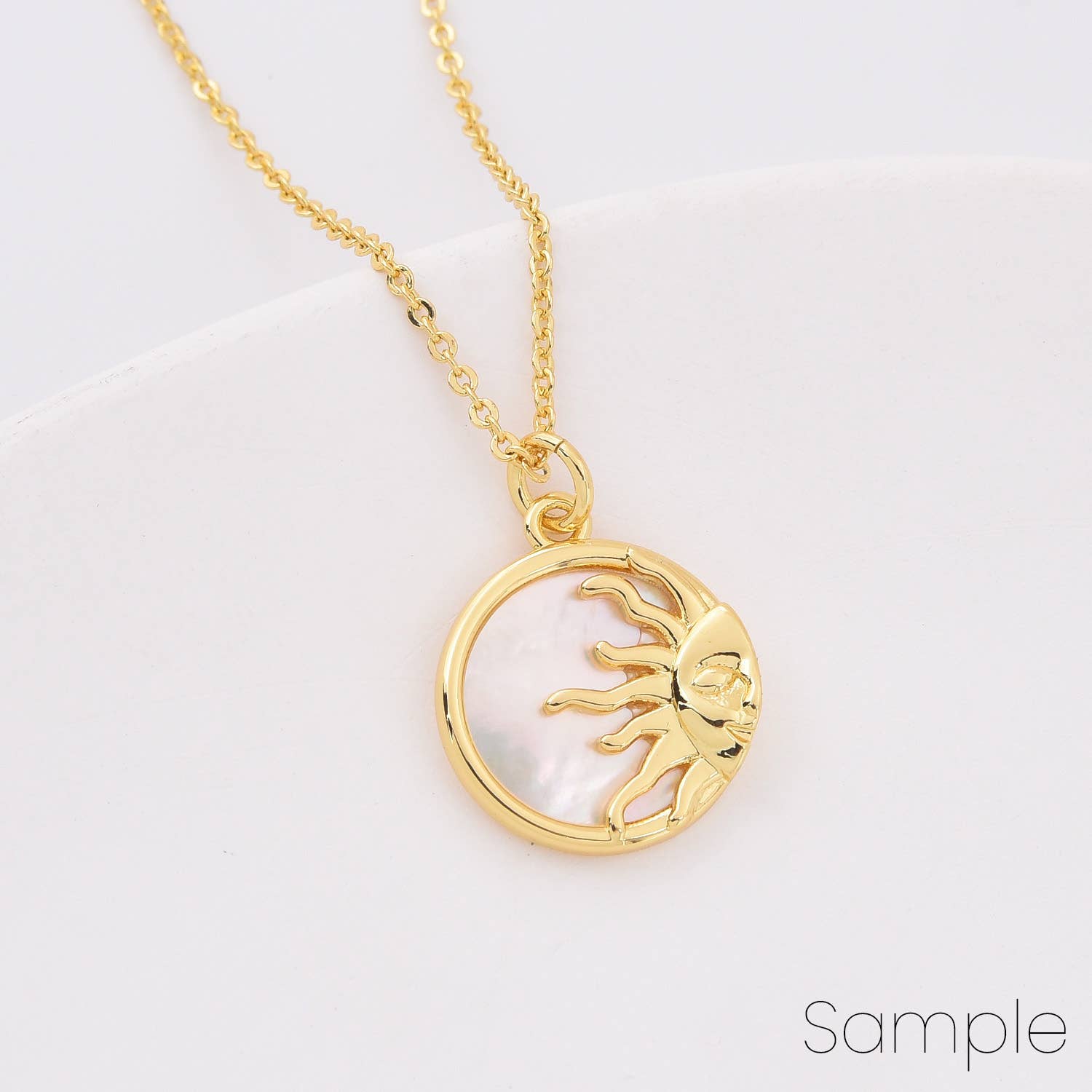 Sonce z bisernim vložkom • 18k Gold Filled