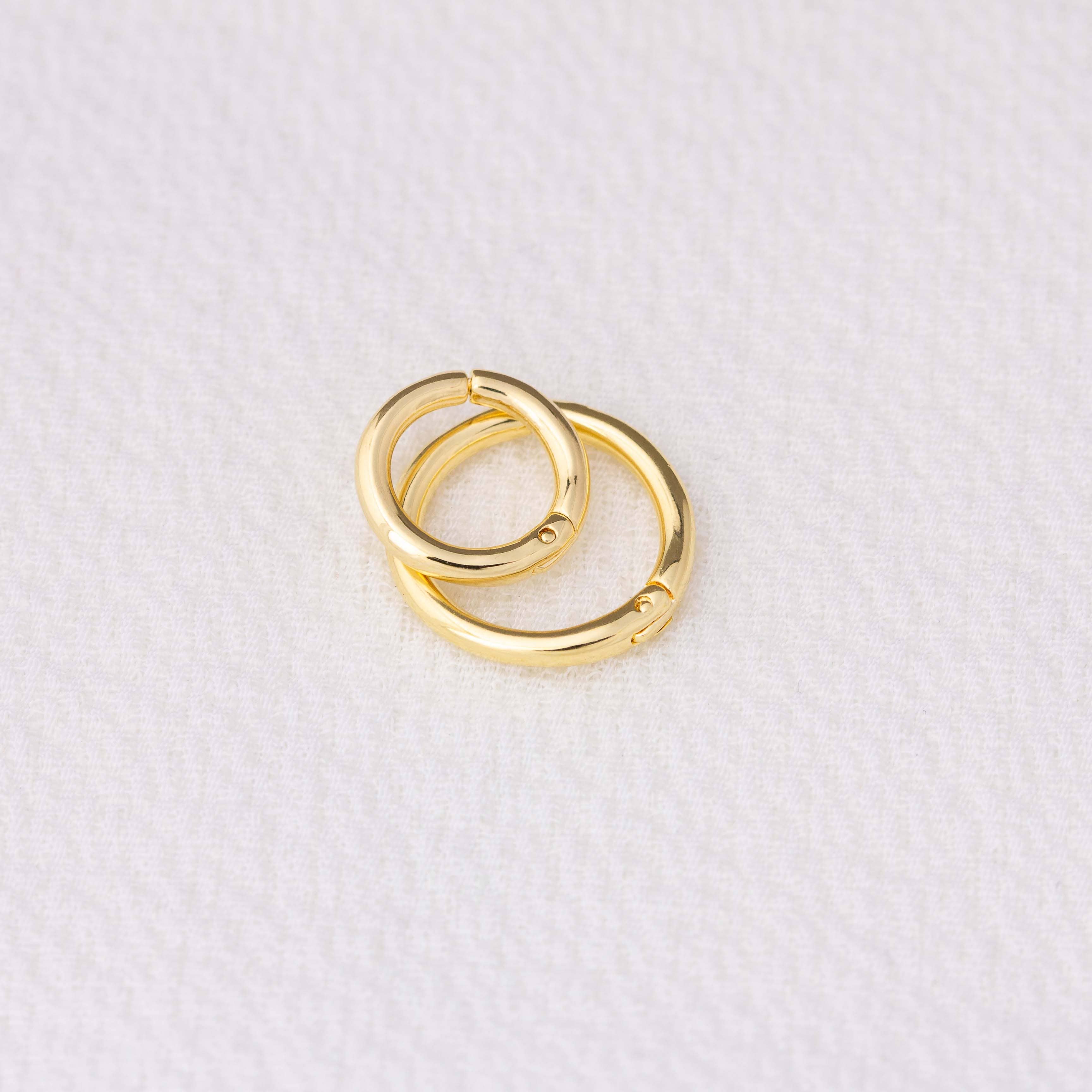 Mini brezšivni clicker obročasti uhani • 18k Gold Filled